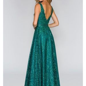 Stella Couture Dress 20135